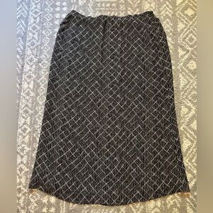 Jones New York Chic A-Line Skirt with Geometric Pattern size 16 (H111)